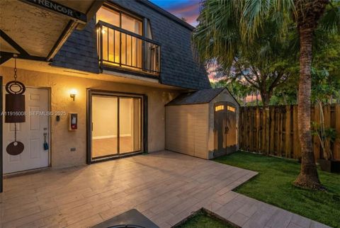 14289 SW 94th Cir Ln 101 Miami FL 33186