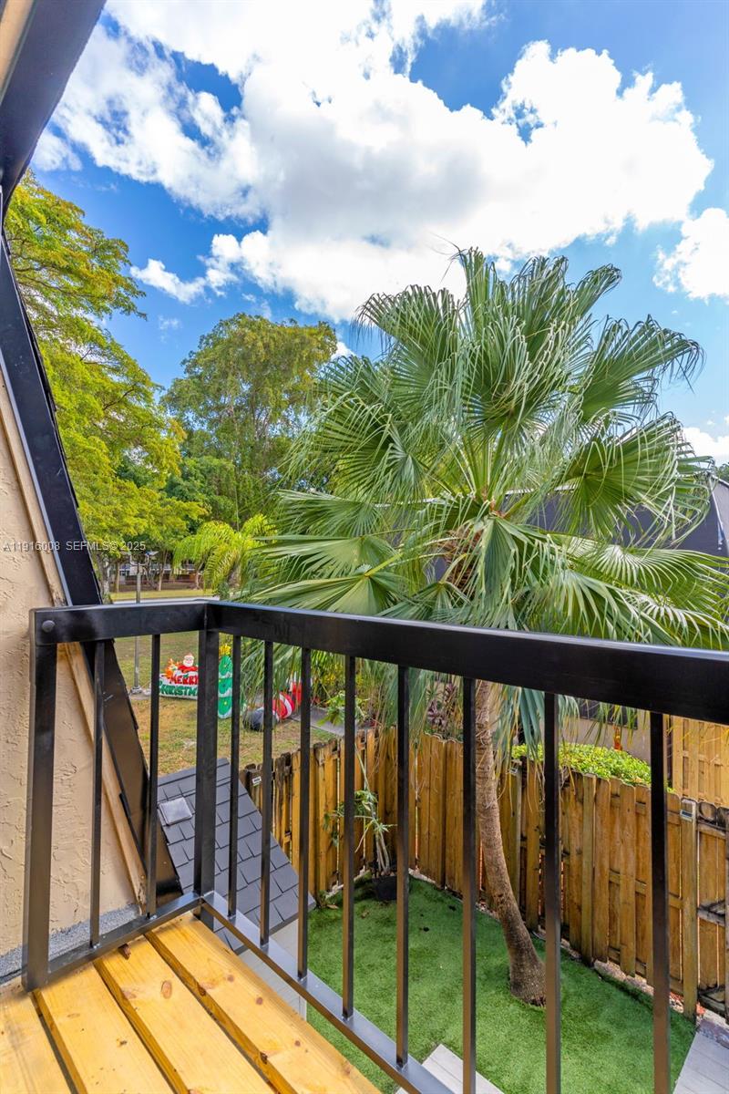 CAMELOT THREE CONDO - Residential