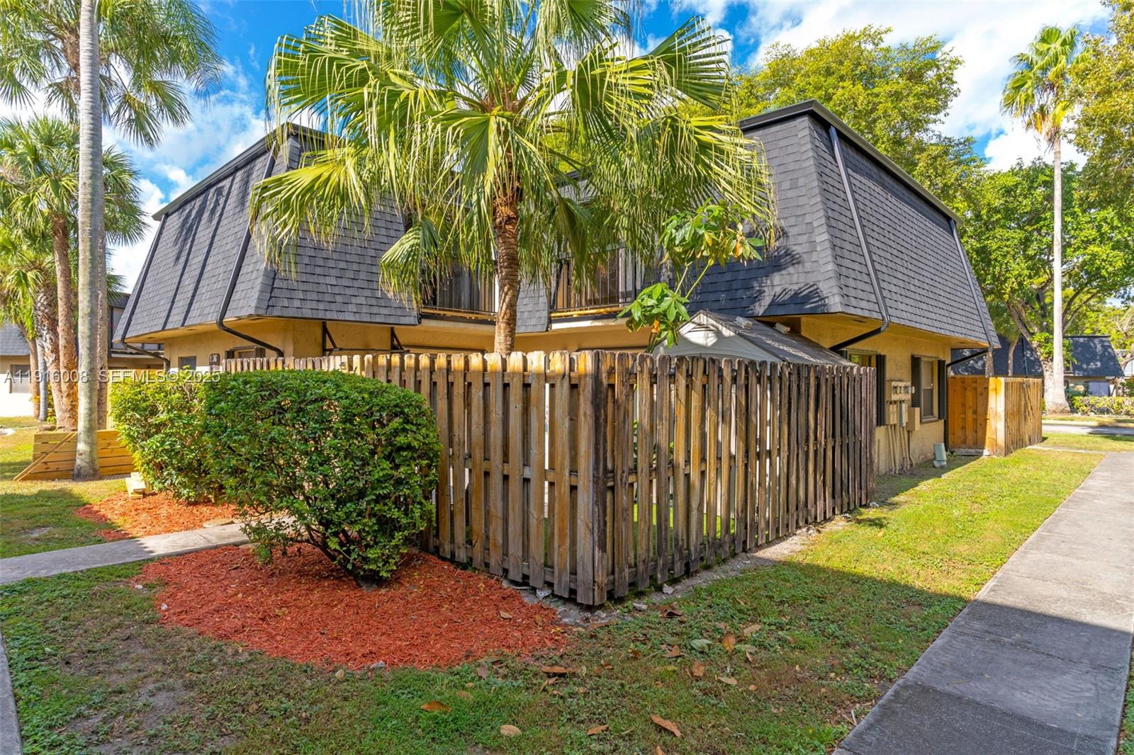 CAMELOT THREE CONDO - Residential