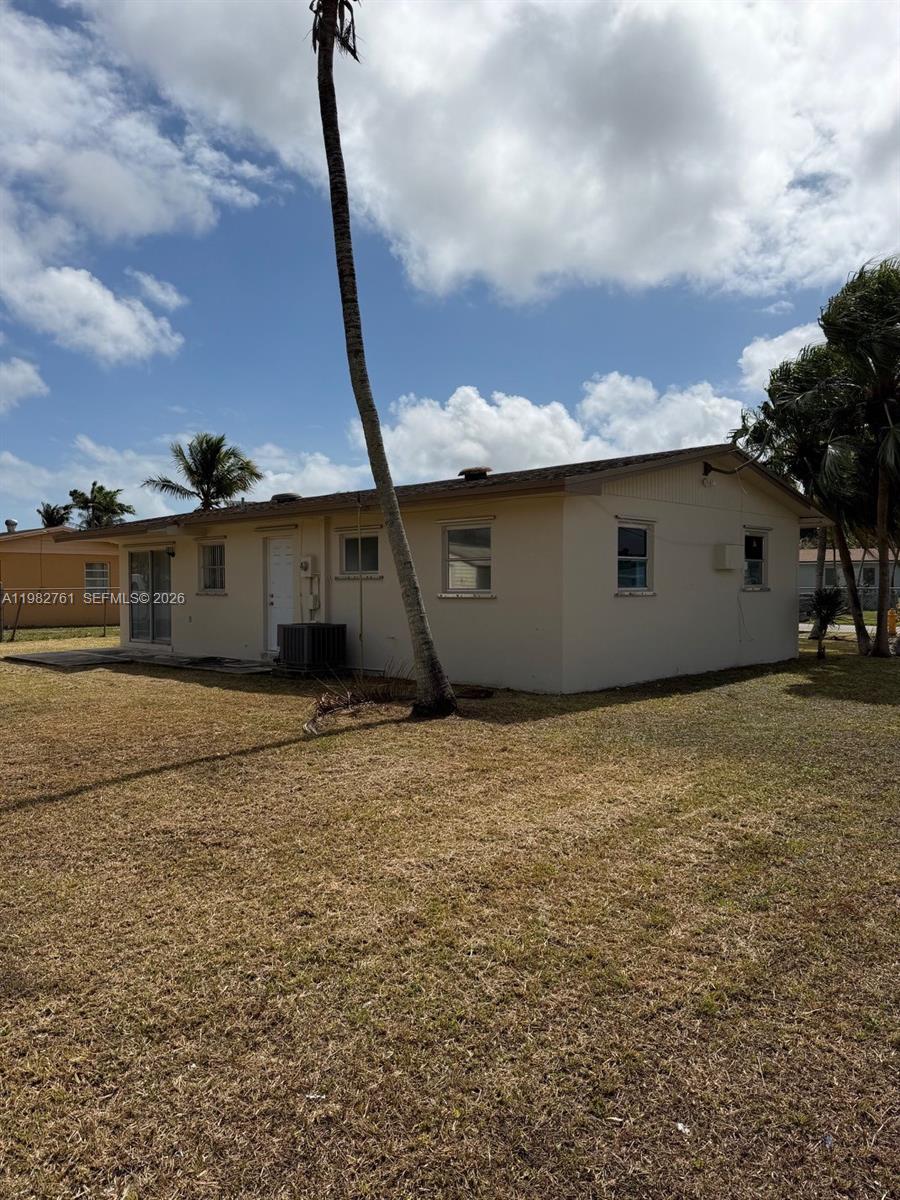 HOMESTEAD LAKE PARK HOMES - Residential