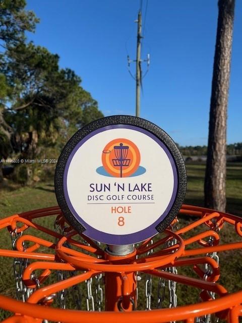 SUN N LAKE EST OF SEBRING - Land