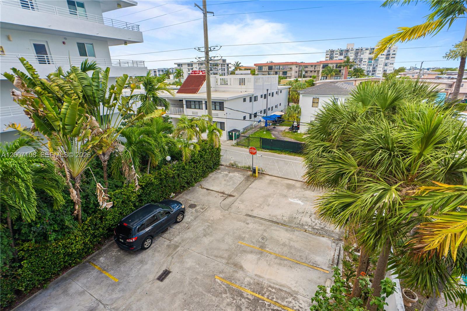 COLLINS PARK CONDO - Residential