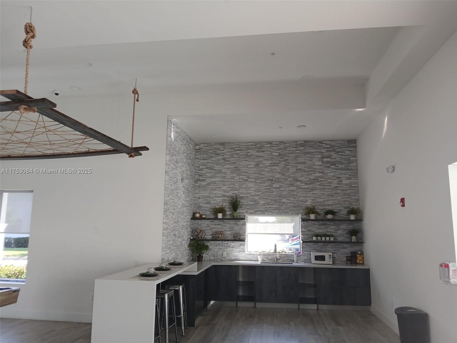PLANTATION BUSINESS PARK - Residential