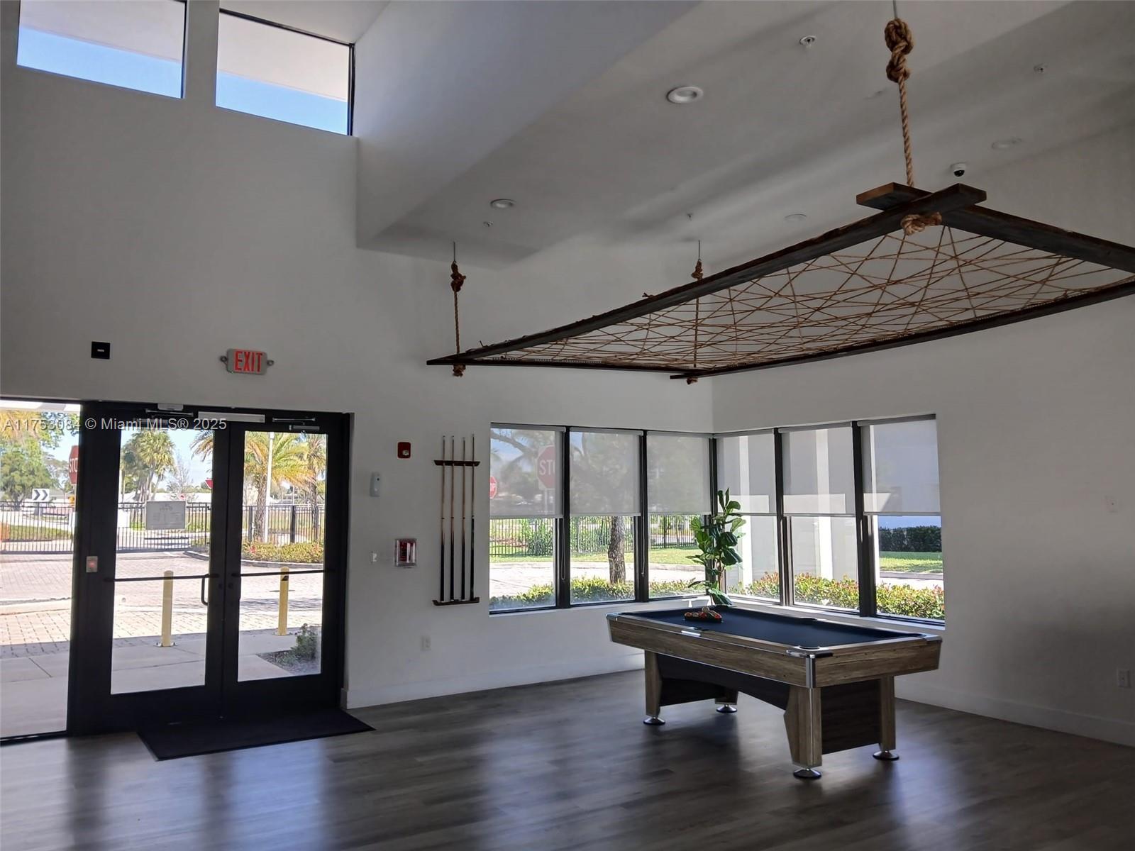 PLANTATION BUSINESS PARK - Residential