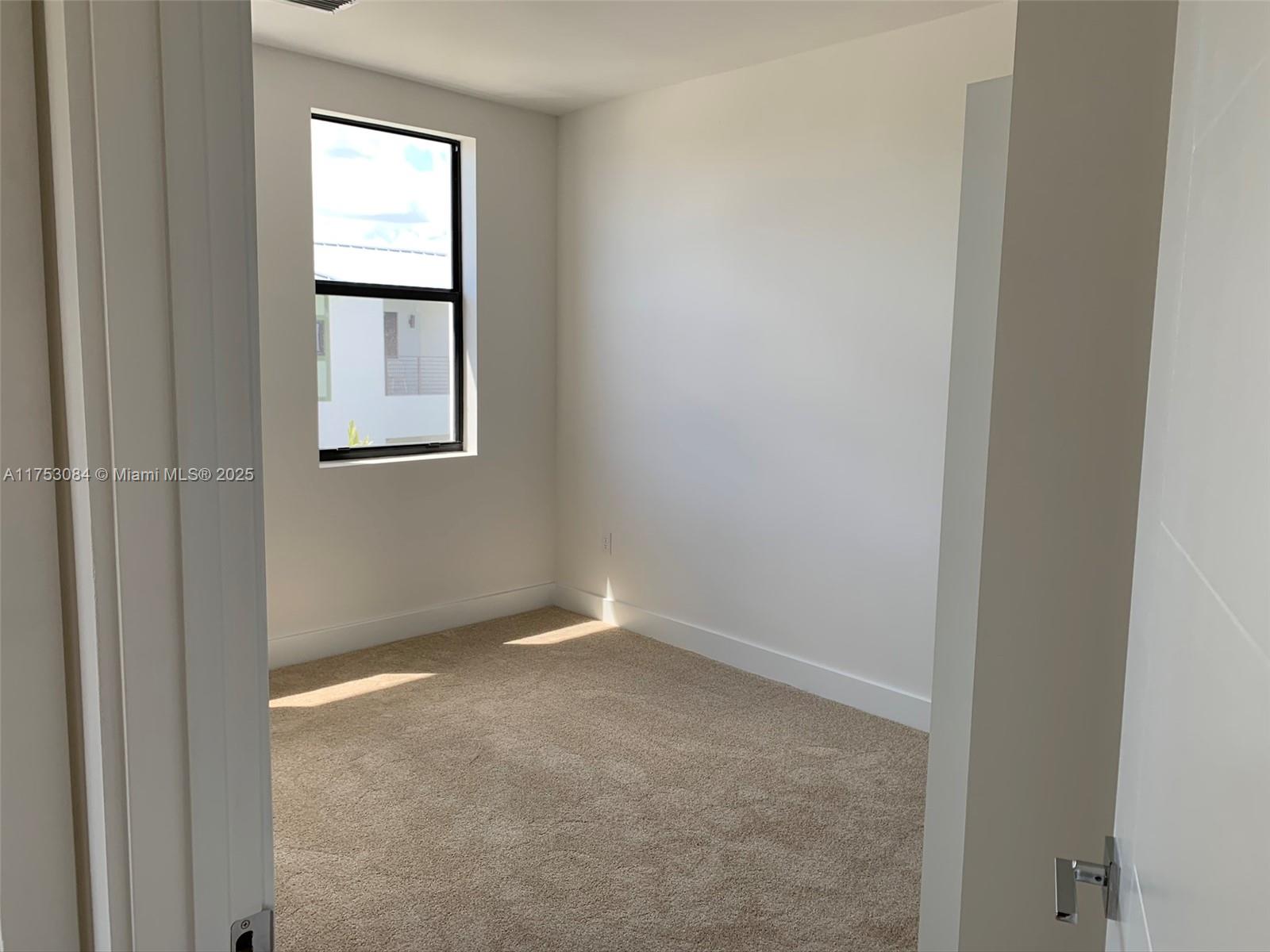 PLANTATION BUSINESS PARK - Residential