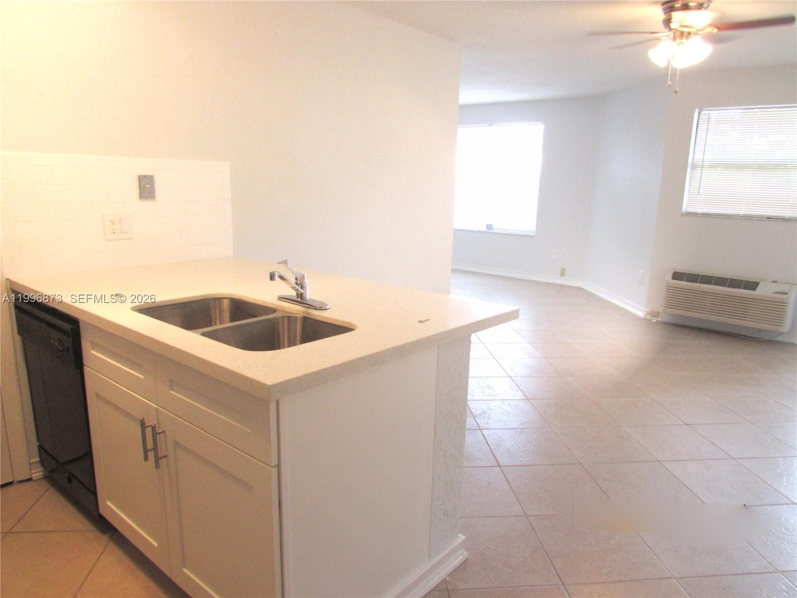 PALM AIRE GARDENS CONDO - Residential Lease