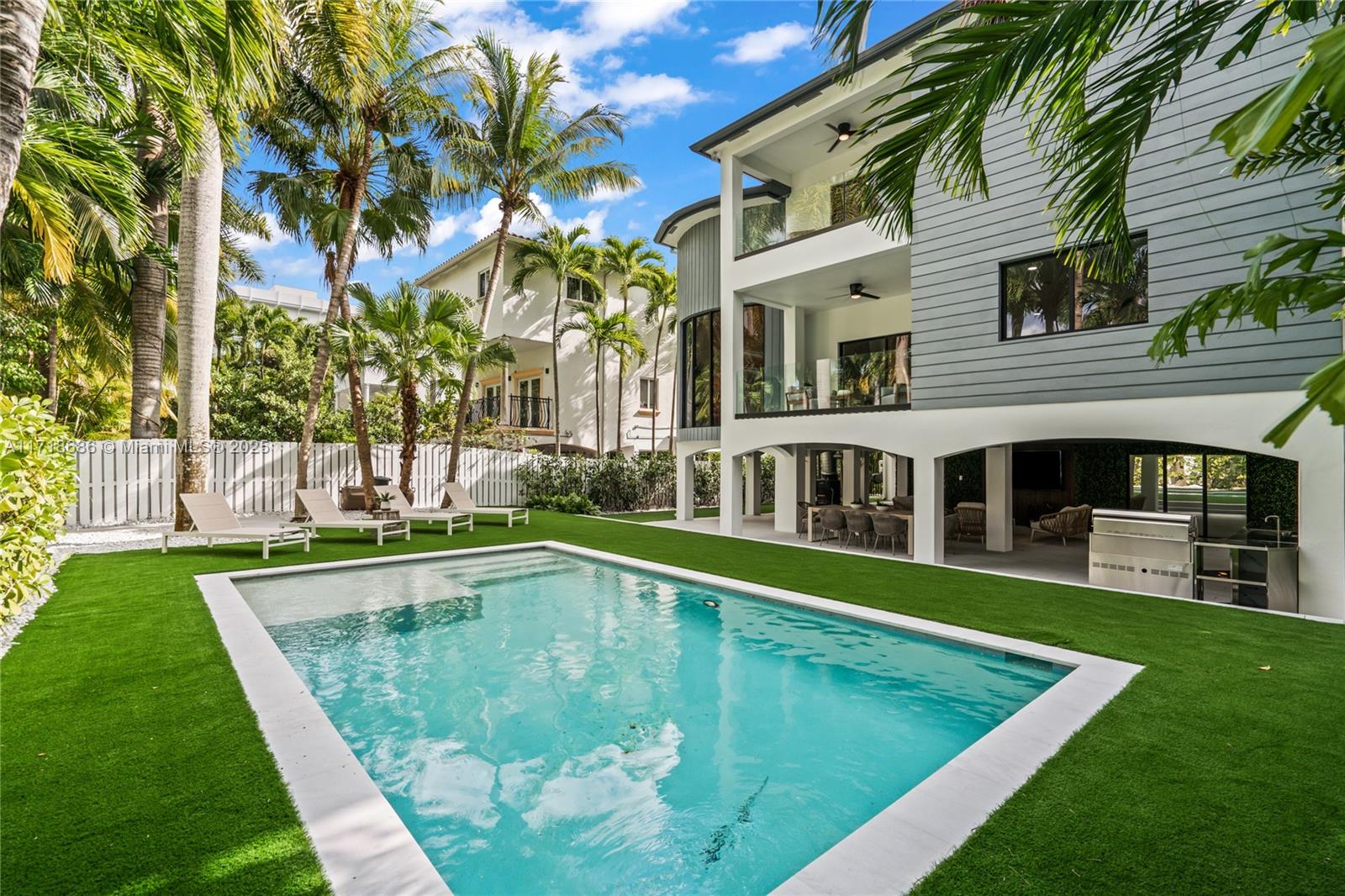 FAIRVIEW - Residential