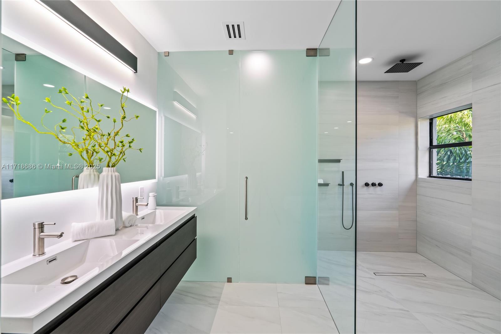 FAIRVIEW - Residential