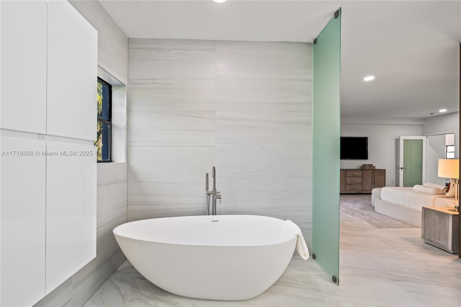 FAIRVIEW - Residential