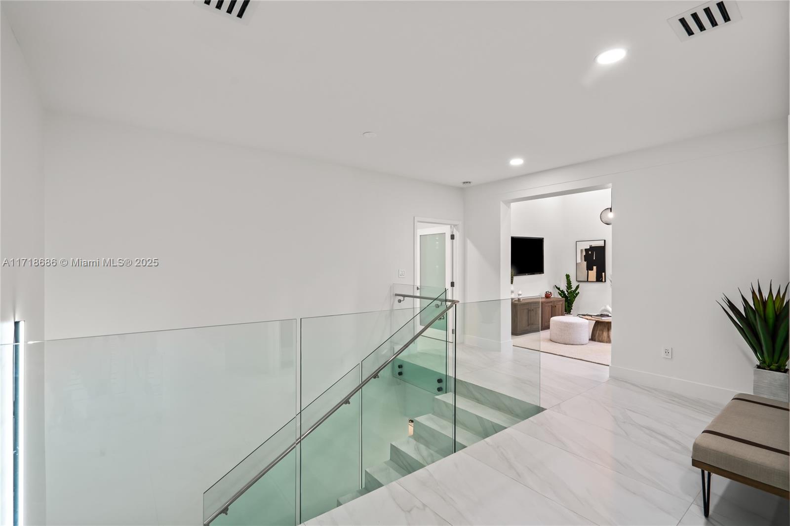 FAIRVIEW - Residential