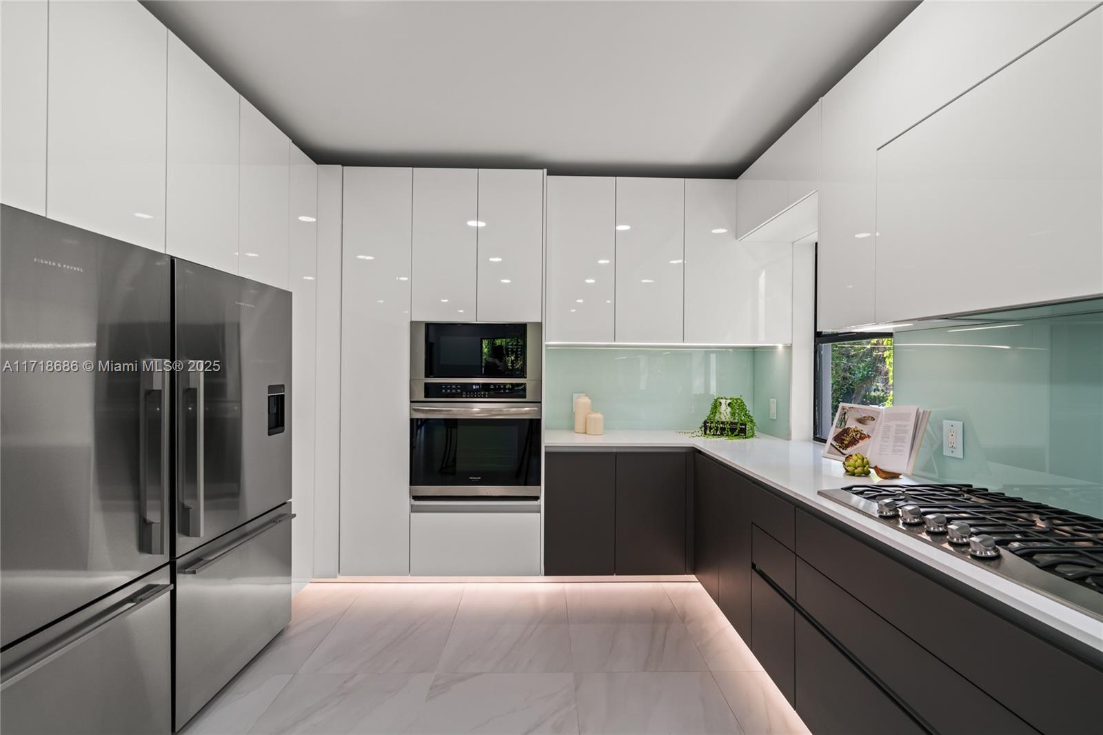 FAIRVIEW - Residential