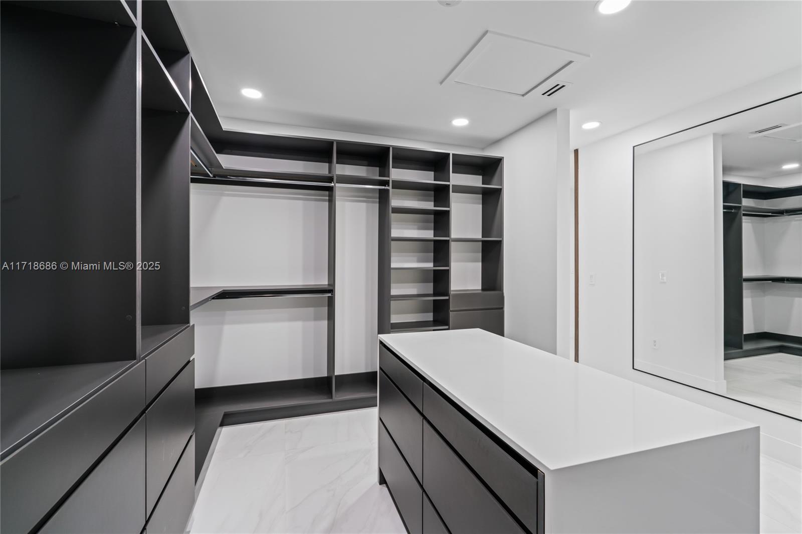 FAIRVIEW - Residential