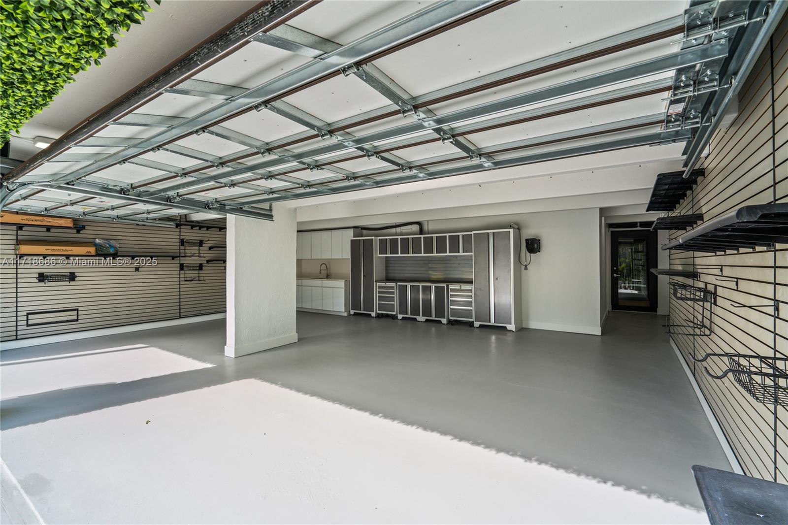 FAIRVIEW - Residential