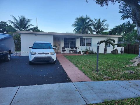 Florida Daily Rental AirBnB Single Family Home Investment Properties For Sale 3501 SW 38th St West Park FL 33023