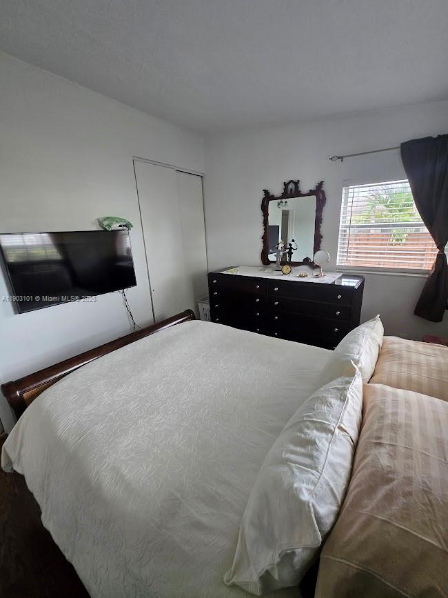 LAKE FOREST SEC 3 - Residential