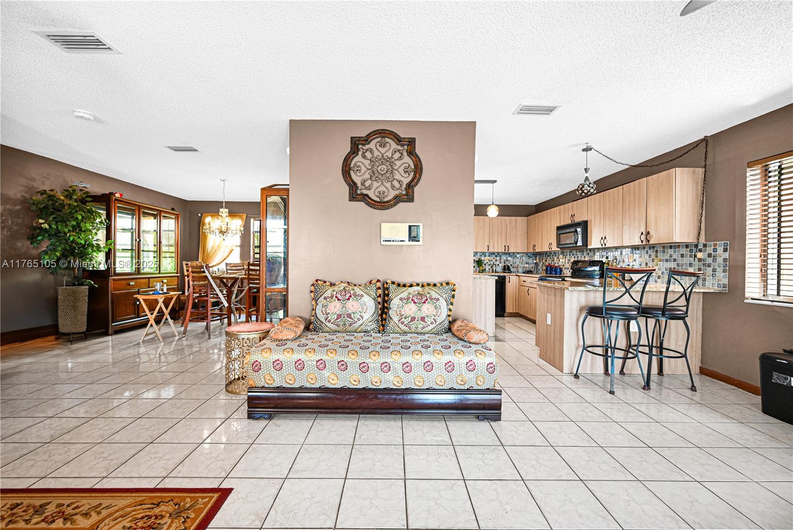 FOUR PALM LAKES AT PEMBRO - Residential