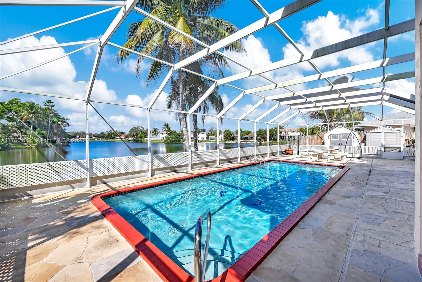 FOUR PALM LAKES AT PEMBRO - Residential