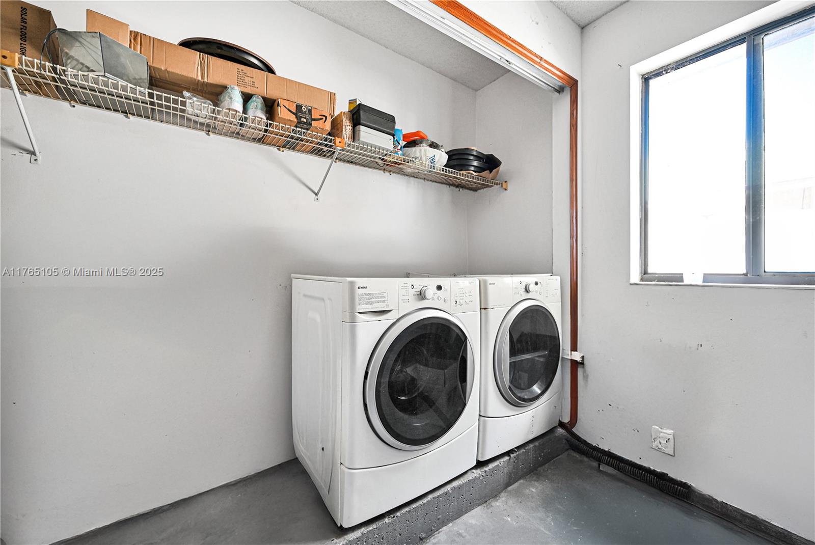 FOUR PALM LAKES AT PEMBRO - Residential