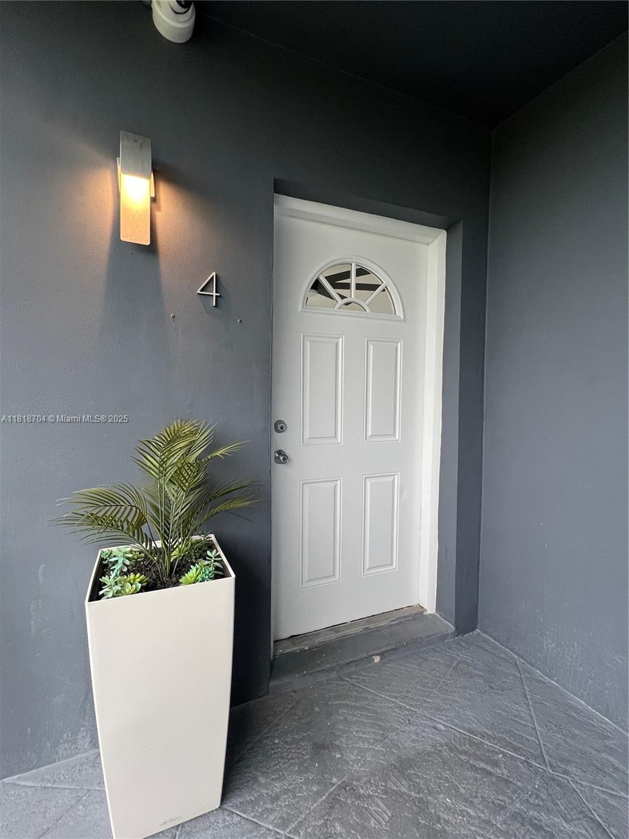 BAYSHORE A - Residential Lease