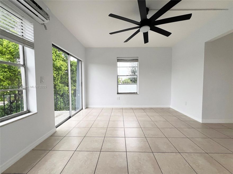 Bright & Beautiful Corner 2BD/1BA with Park Views Prime Location!
Welcome to your new home in the vibrant Magic City area! This remodeled corner unit offers abundant natural light, a private balcony overlooking the park, and your own assigned parking spot.
Enjoy a modern living space just minutes from the beach, Design District, and Wynwood with top-tier shopping, restaurants, and nightlife right around the corner.
Don't miss out this unit won't last long!Schedule your showing today and make it yours!