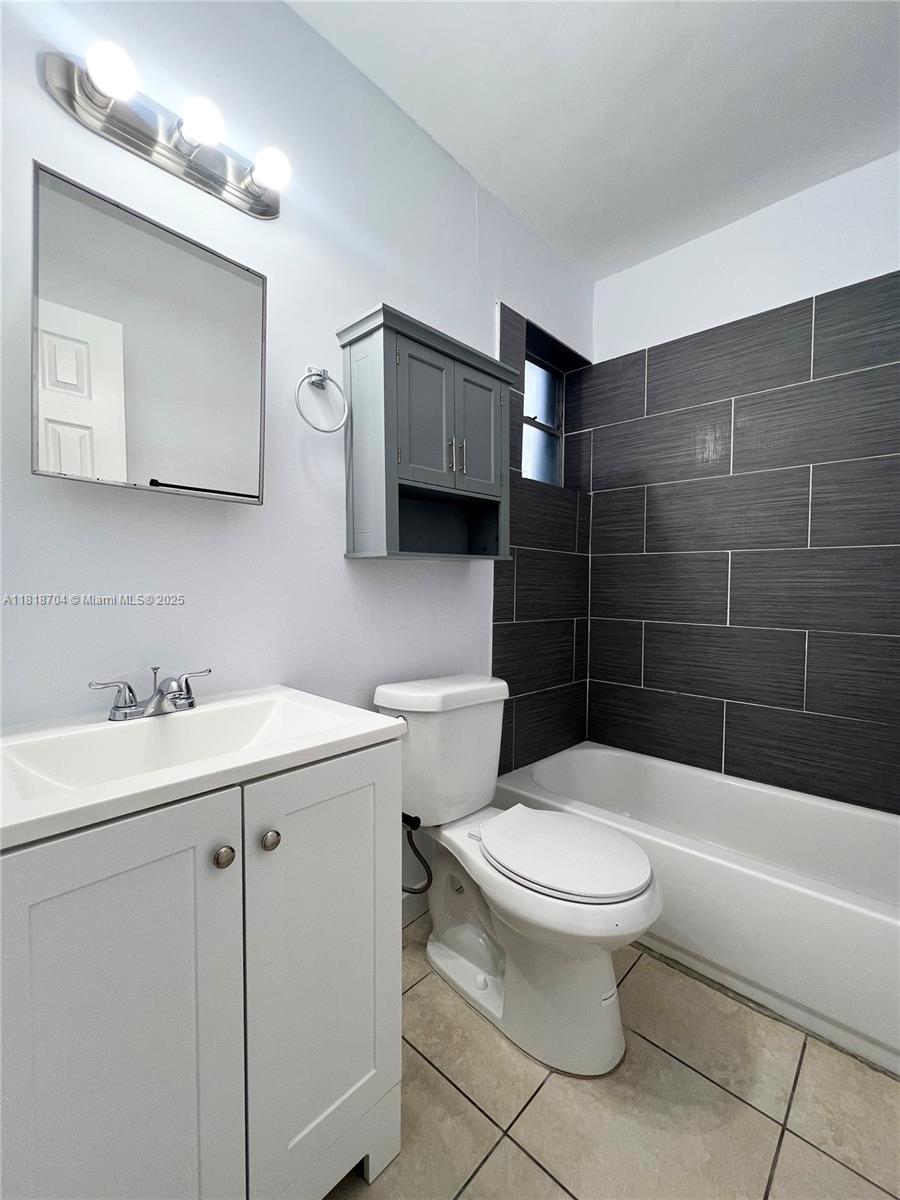 BAYSHORE A - Residential Lease