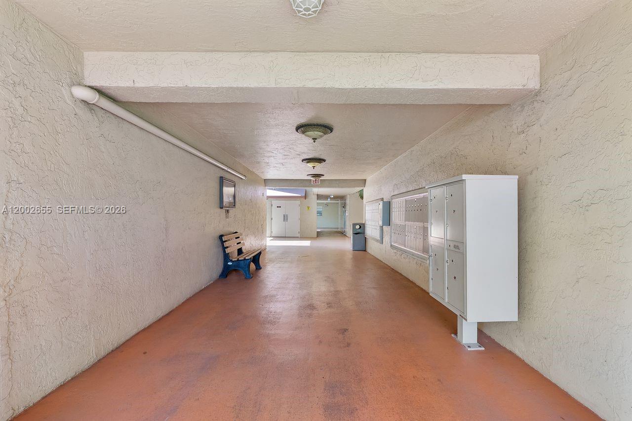 VILLAGE AT THE FALLS COND - Residential