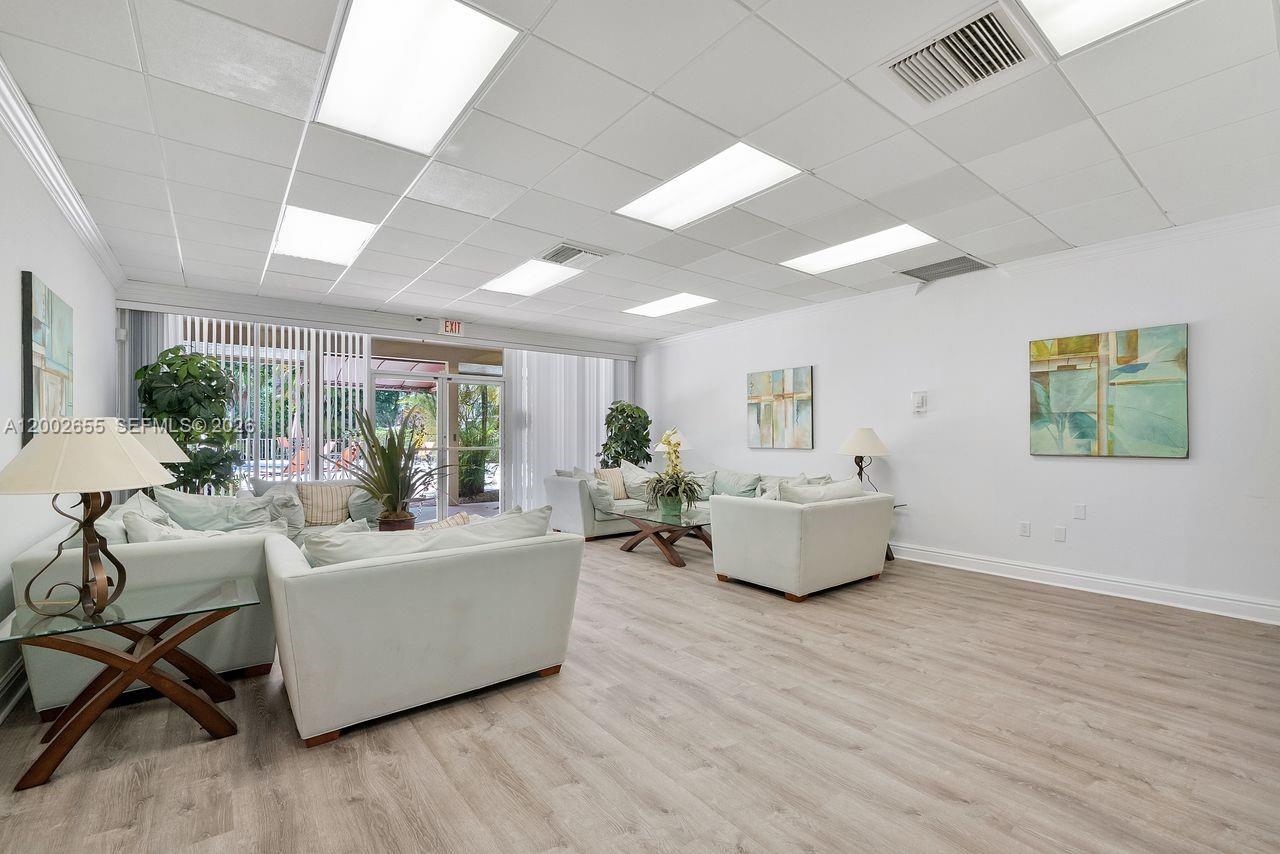 VILLAGE AT THE FALLS COND - Residential