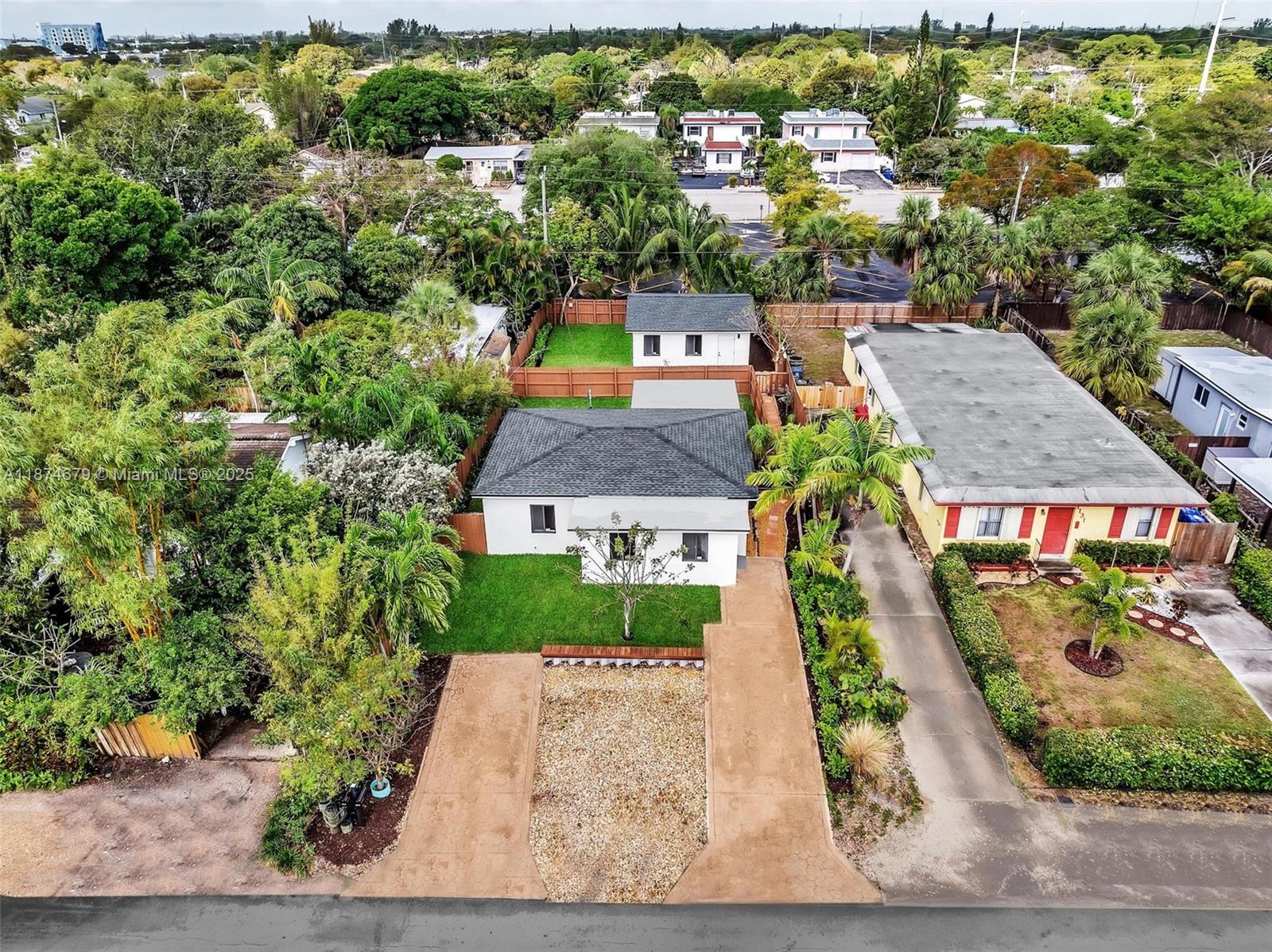 Beautifully renovated duplex in the heart of Ft. Lauderdale featuring a spacious 3BR/1BA + den and a charming 1BR/1BA, both vacant and ready to rent or occupy. Each unit features a private backyard and offers flexible usage options. Live in one and rent the other, or maximize returns with short-term rentals. Modern upgrades, prime location, and strong income potential.