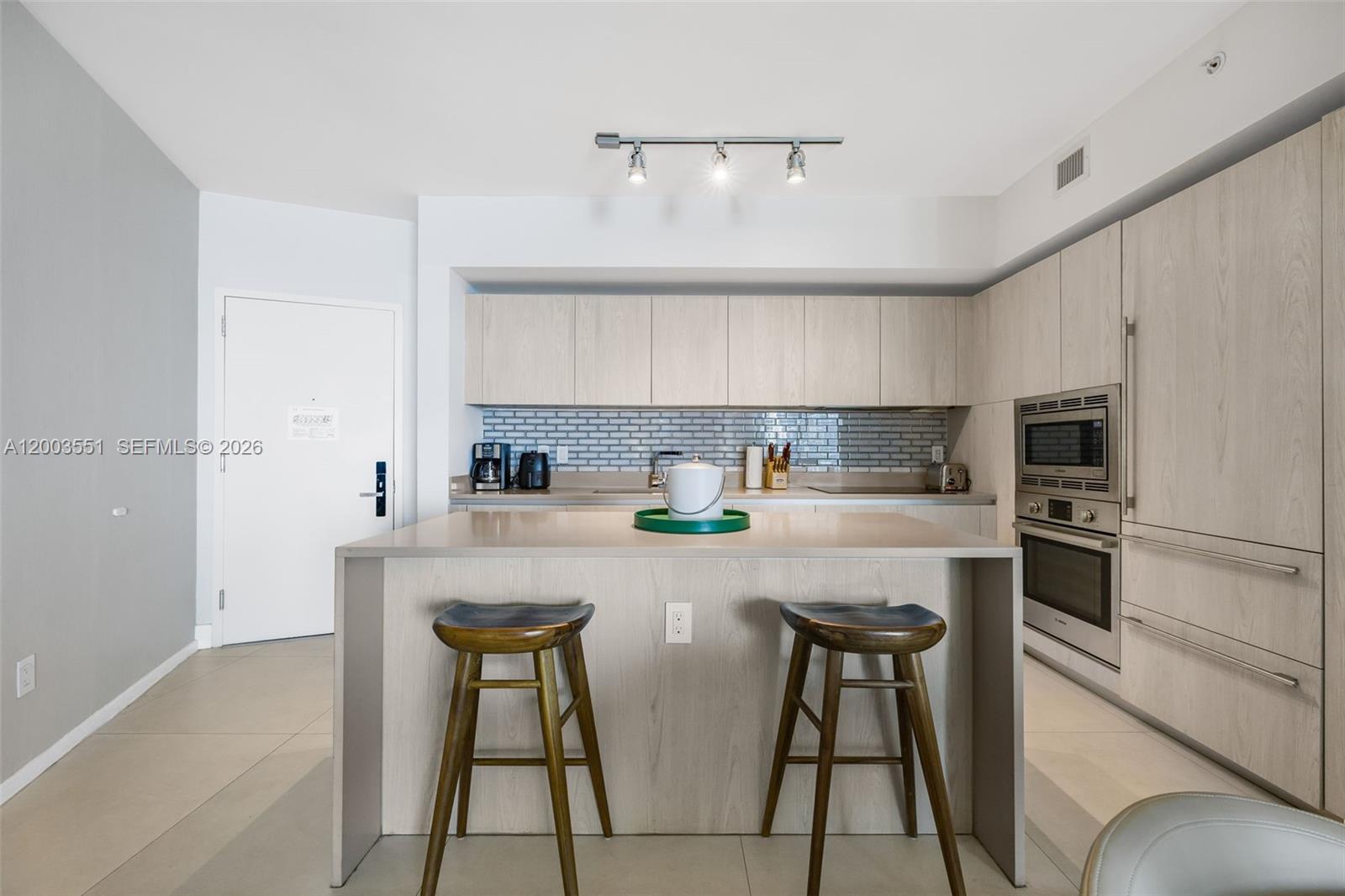 4111 SOUTH OCEAN DRIVE CO - Residential