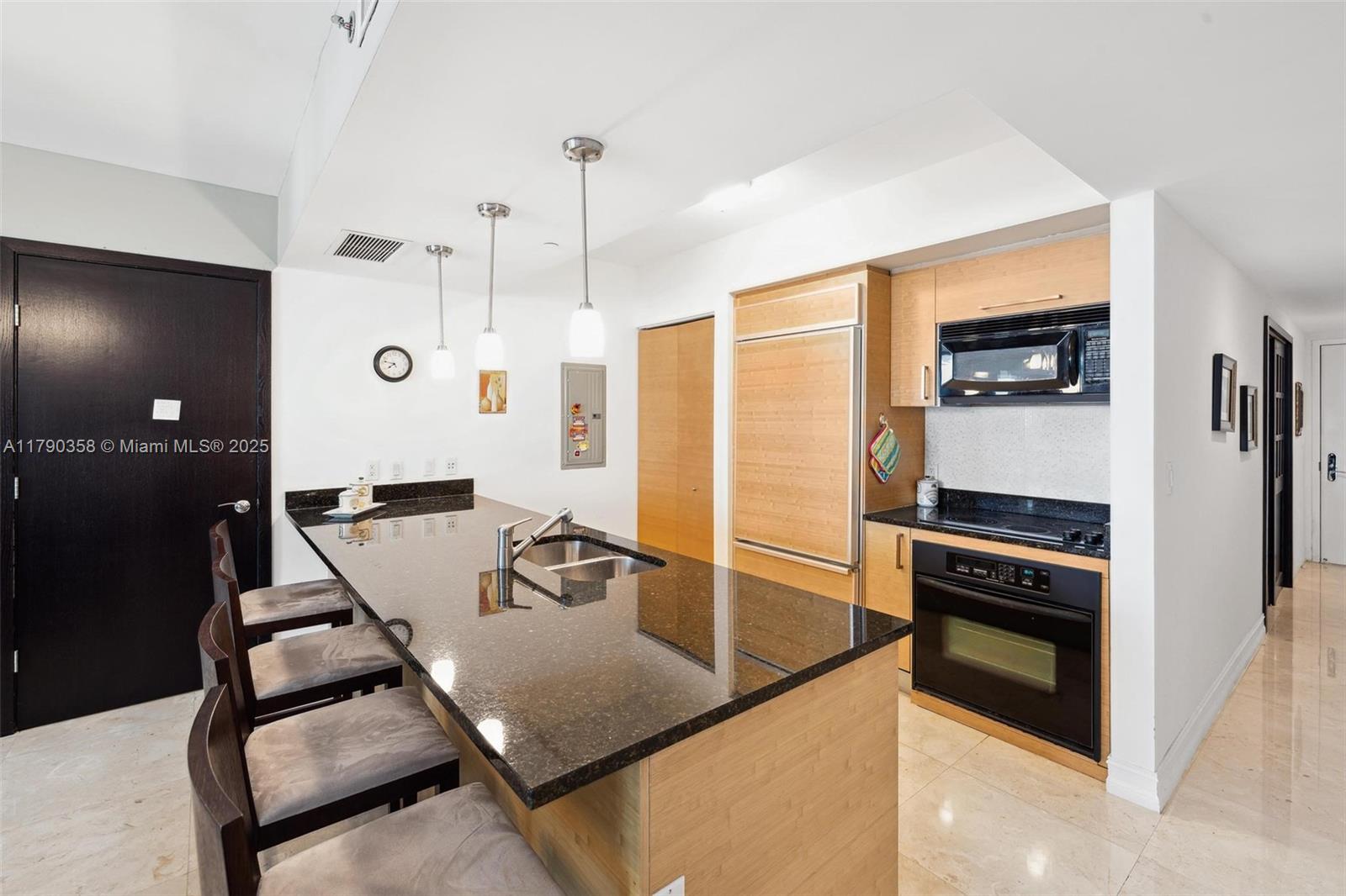 1830 S Ocean Dr 2810