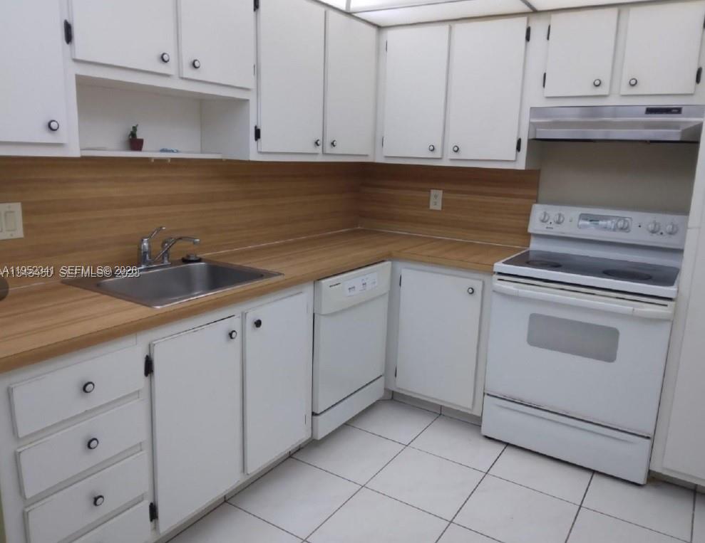 PARK PLACE CONDOMINIUM NO - Residential