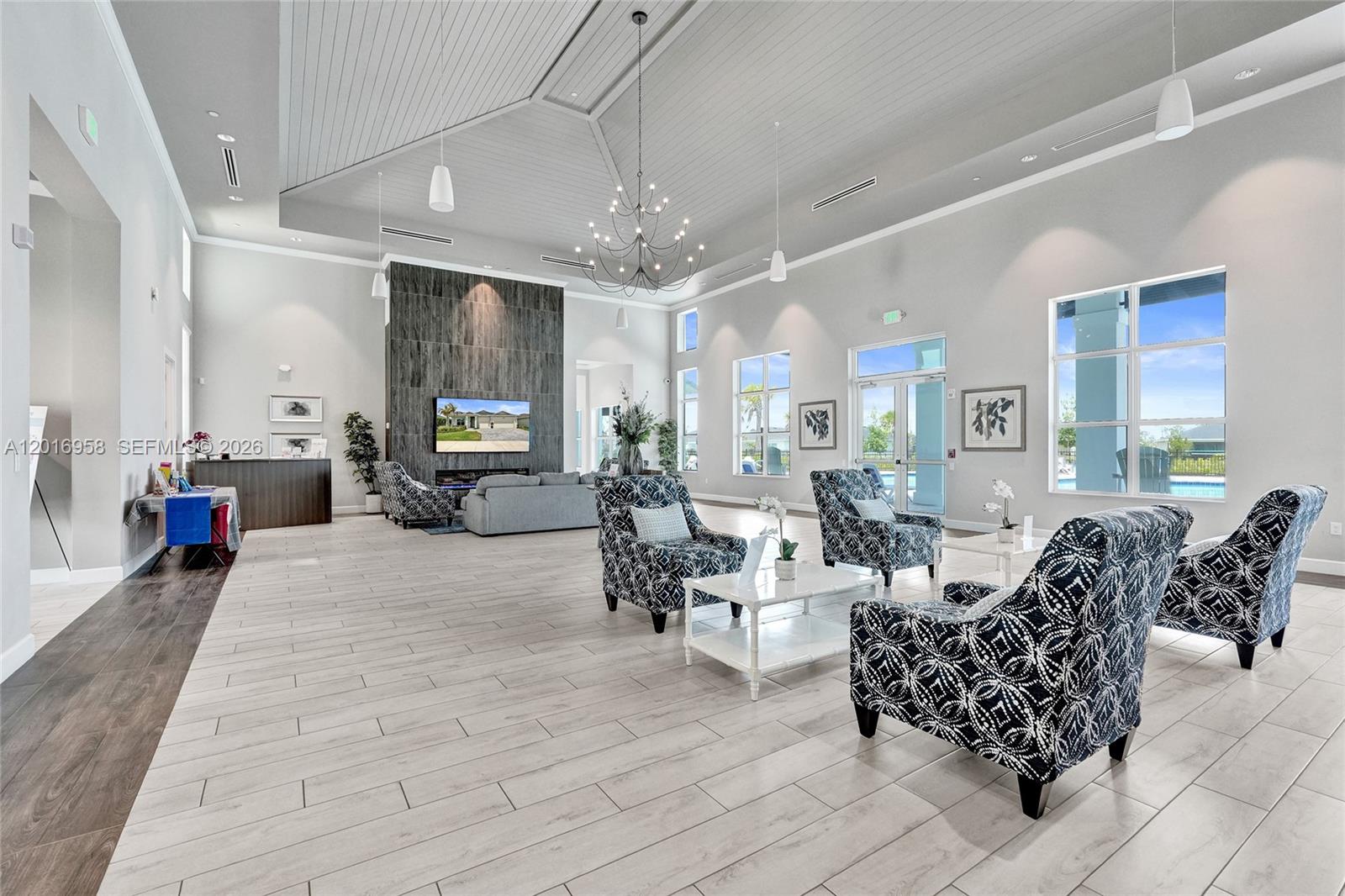 REPLAT OF VERANDA PRESERV - Residential