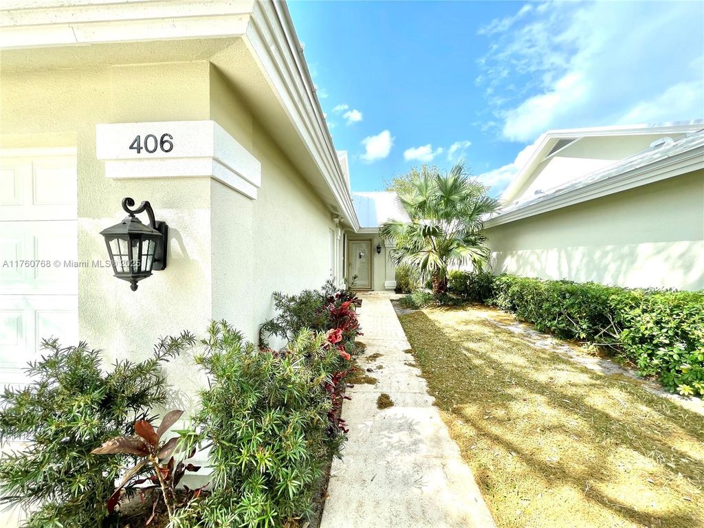Photo of 406 River Edge Rd, Jupiter, FL 33477 (MLS # A11760768)
