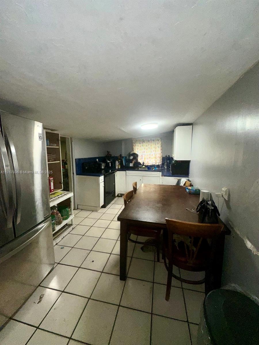 1739 NW 113th Ter