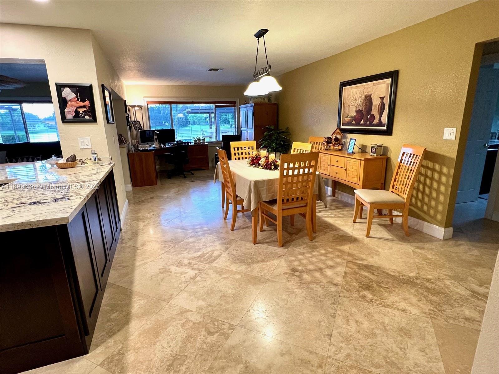 MIAMI LAKES-LAKE GLENN EL - Residential