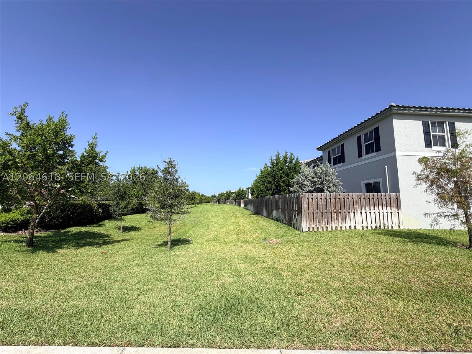 11830 NW 46th St