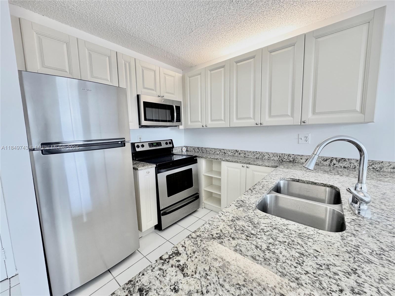 Only 1st month + 1 security to Move in - Nice 1 Bedroom /1 Bath Condo in Coral Springs – Ready to Move In!
Quick association approval! All ages & Sec 8 welcome. Spacious 606 sq. ft. with open kitchen, granite counters, oversized cabinets, tile floors, walk-in closet, remodeled bath & newer A/C. Intercom-secured lobby, new elevator, pool, & low HOA. 1 pet under 25 lbs allowed. Centrally located near shops, dining & transit. Vacant & easy to show!
