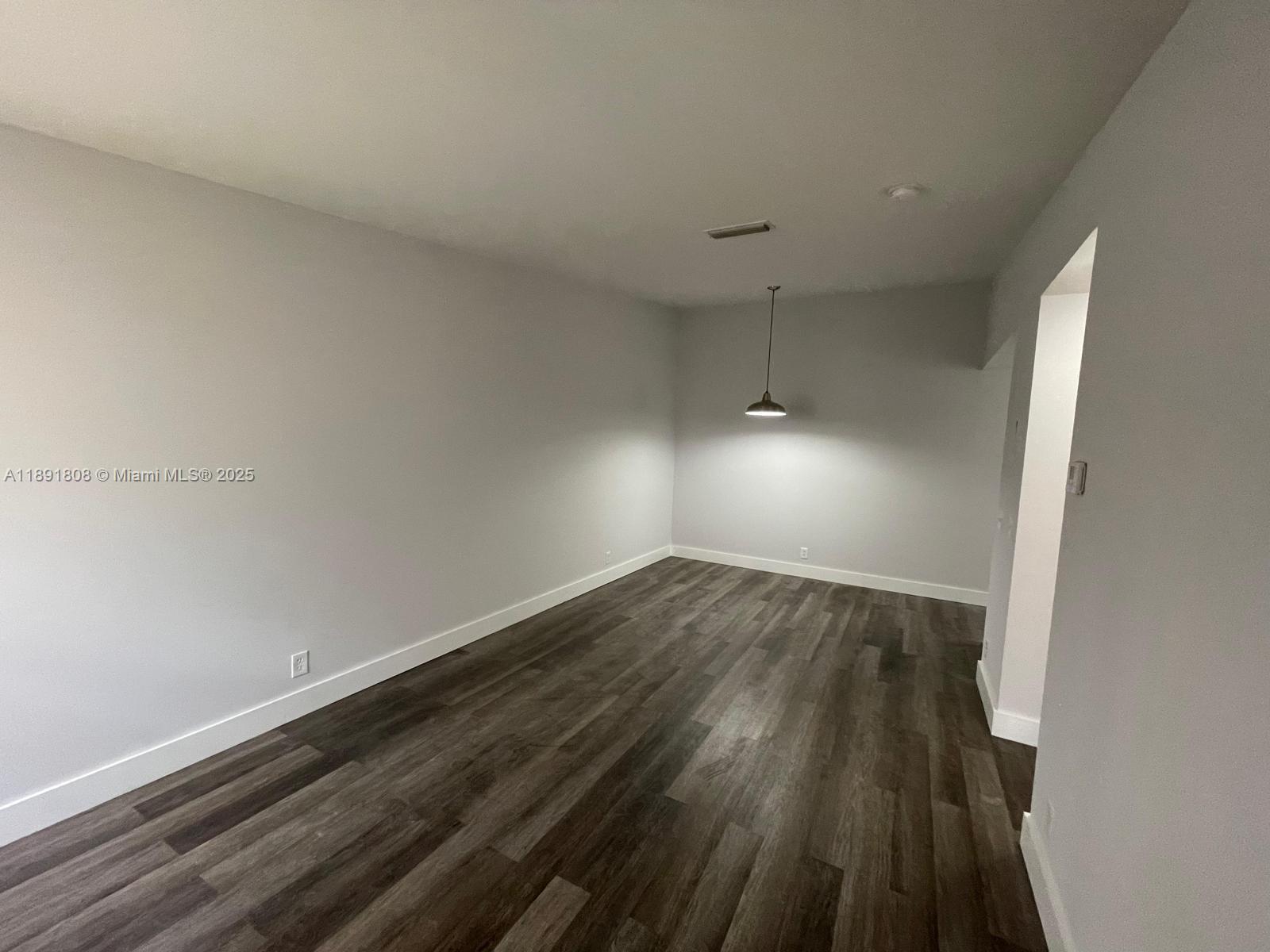 PARK PLACE TOWNHOMES - Residential Lease