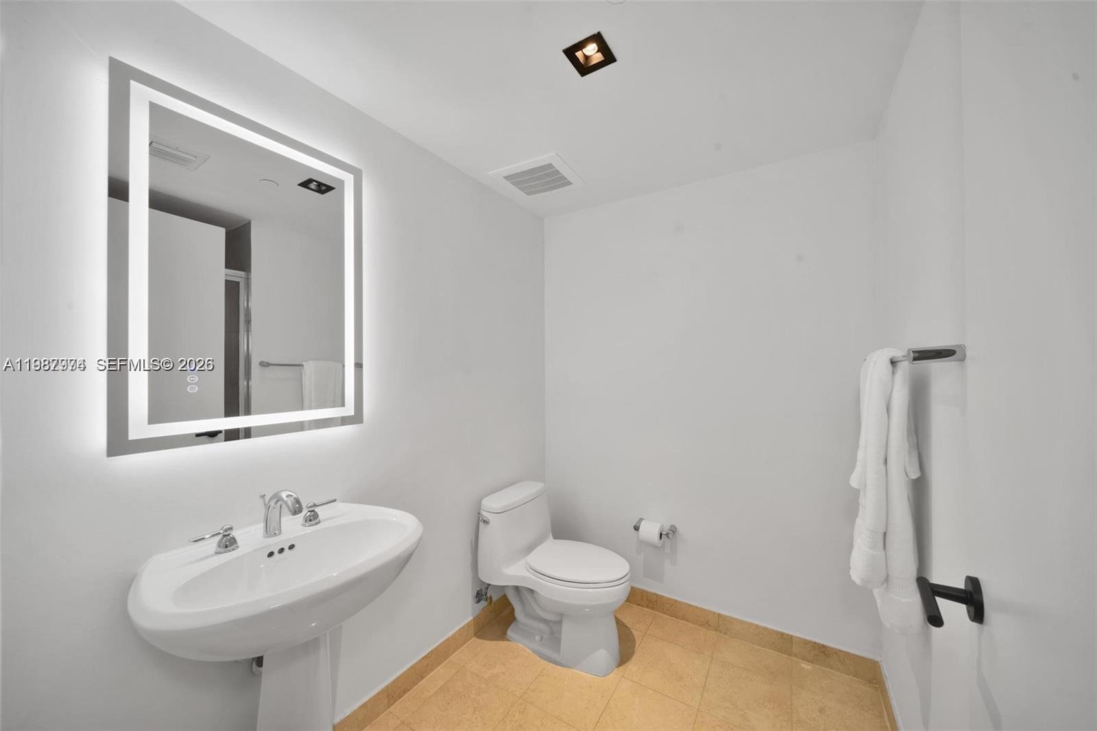 BEACH CLUB TWO CONDO - Residential Lease