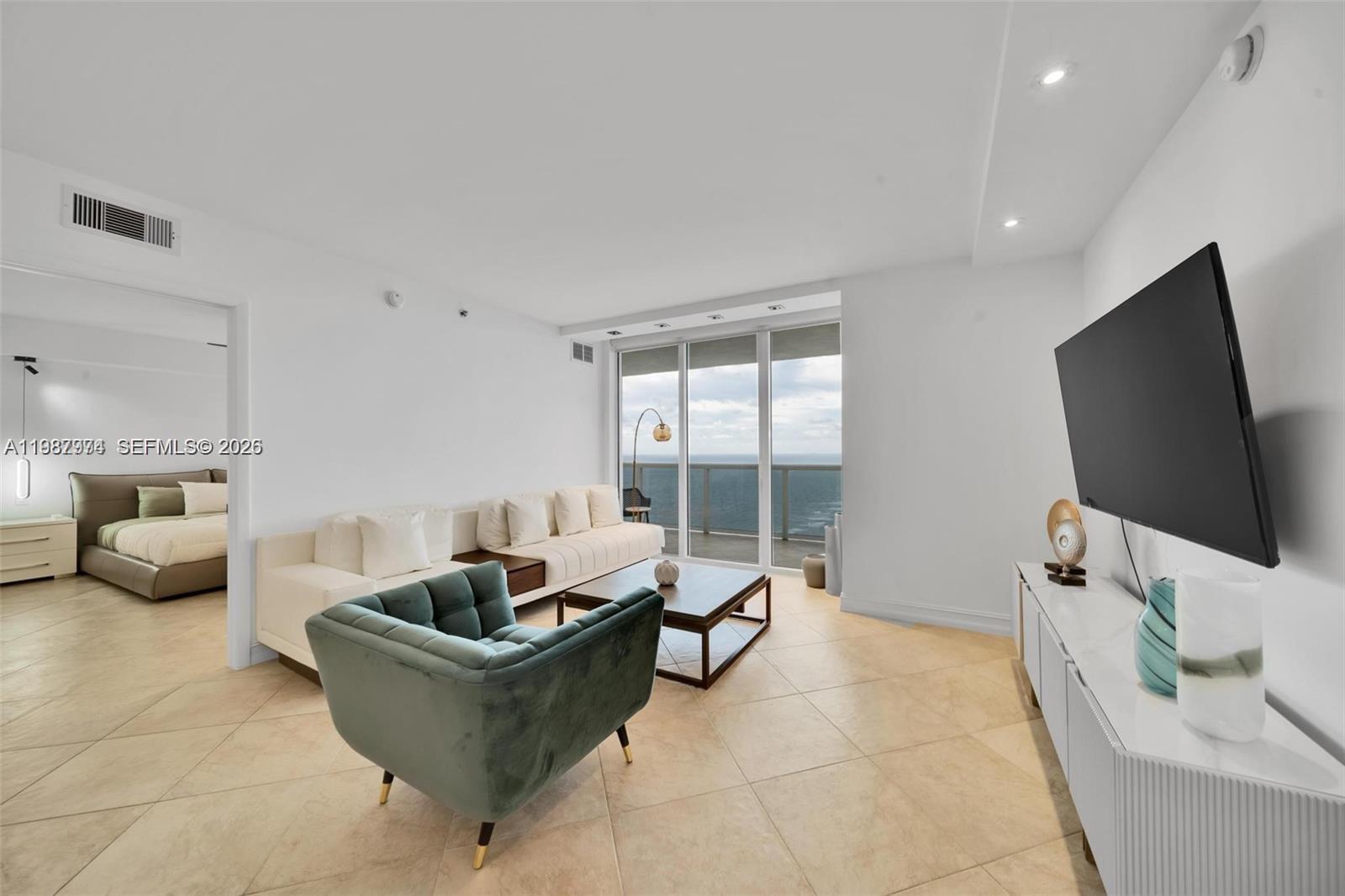 BEACH CLUB TWO CONDO - Residential Lease