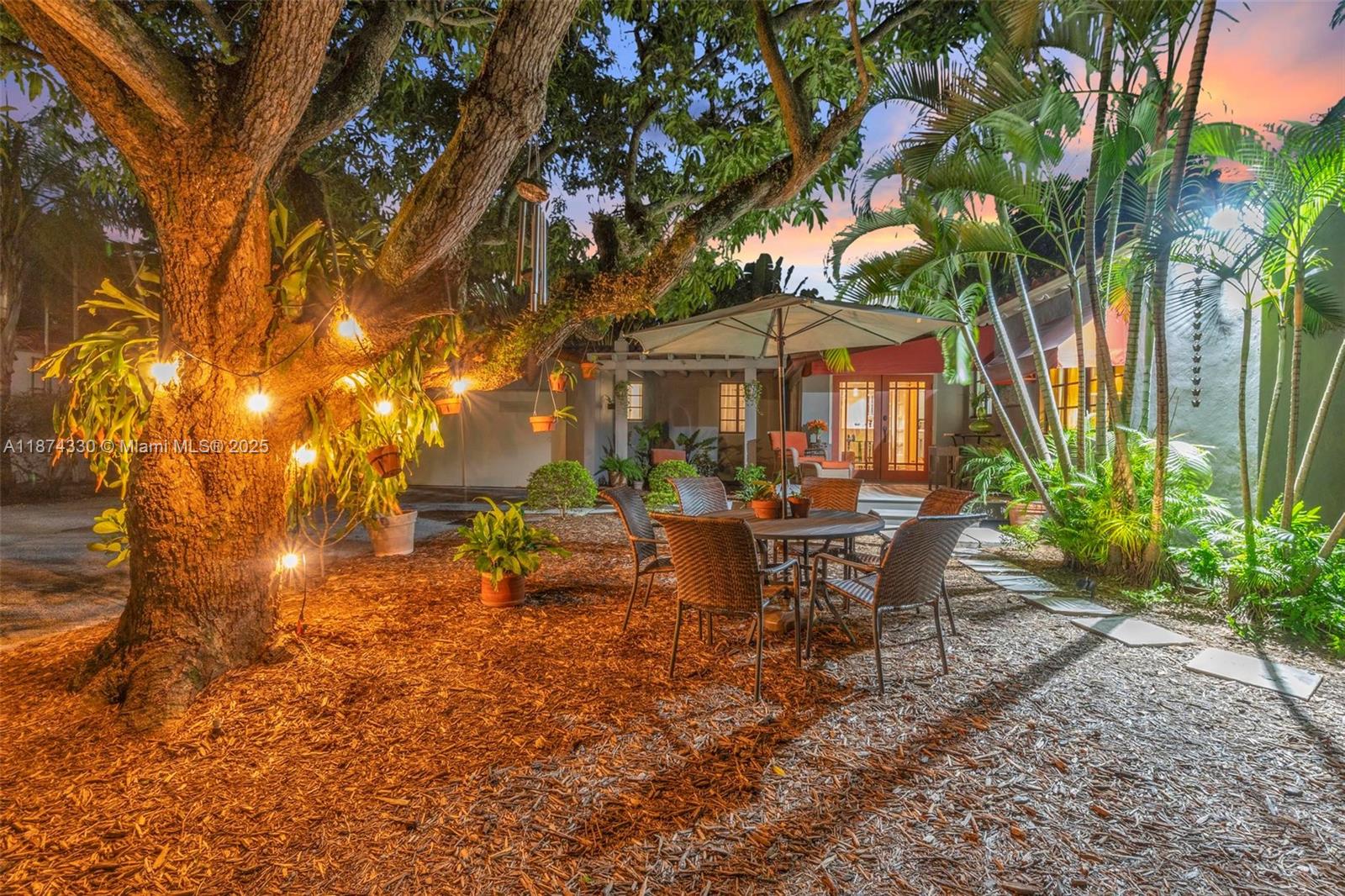 BAYSHORE PLAZA - Residential