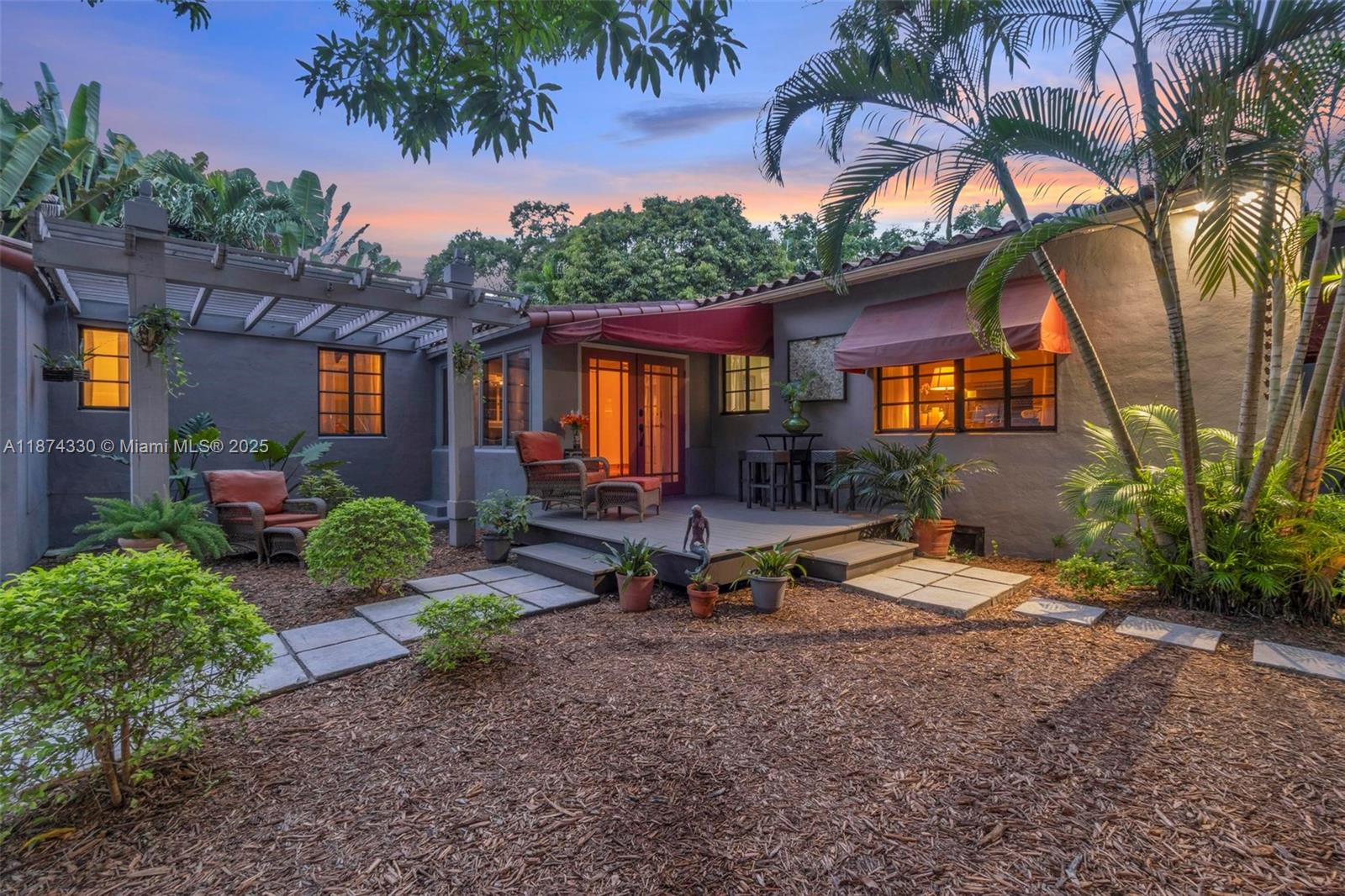 BAYSHORE PLAZA - Residential