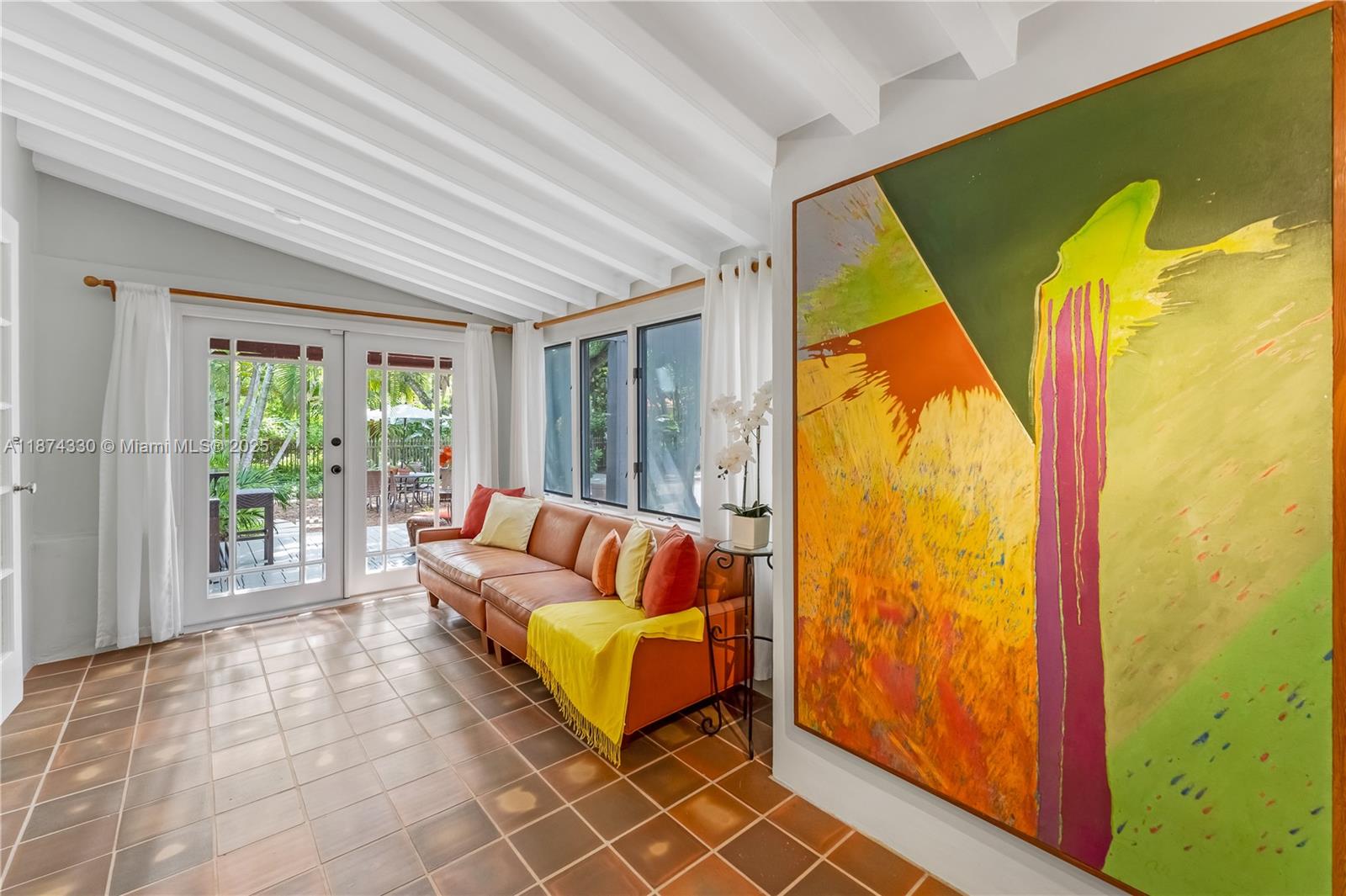 BAYSHORE PLAZA - Residential