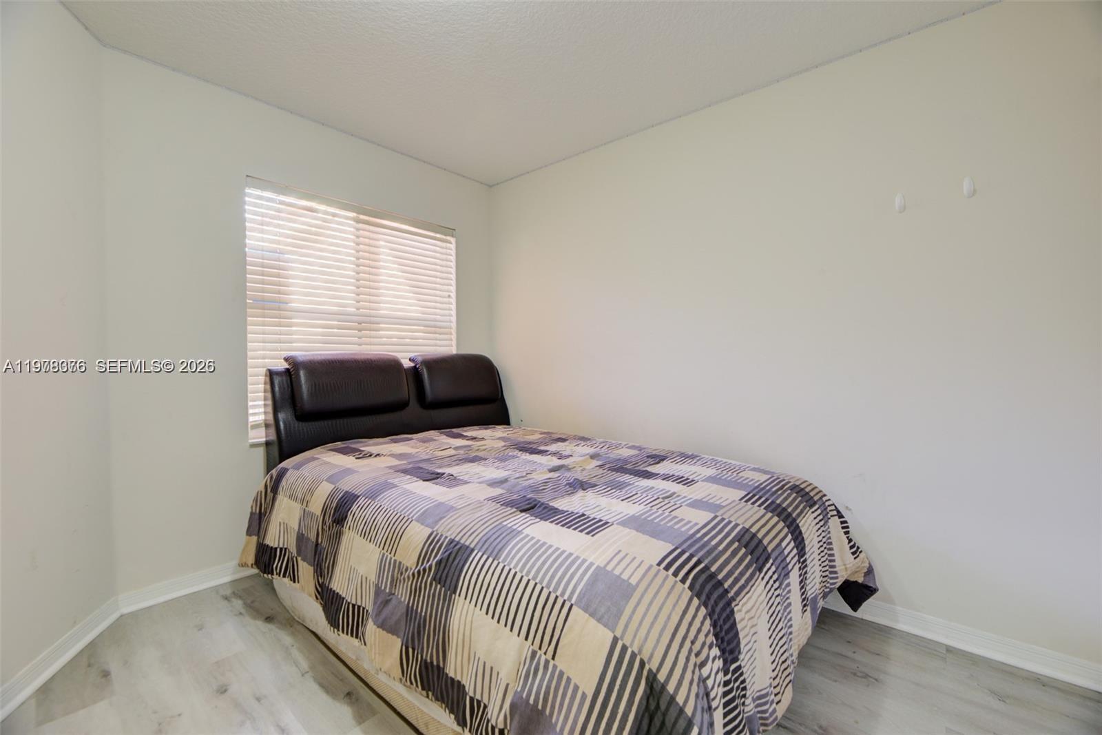 VILLAS AT HARBOR ISLES CO - Residential