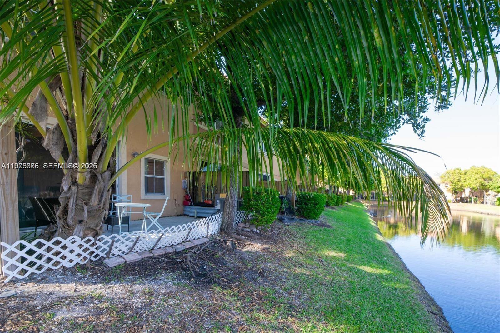 VILLAS AT HARBOR ISLES CO - Residential