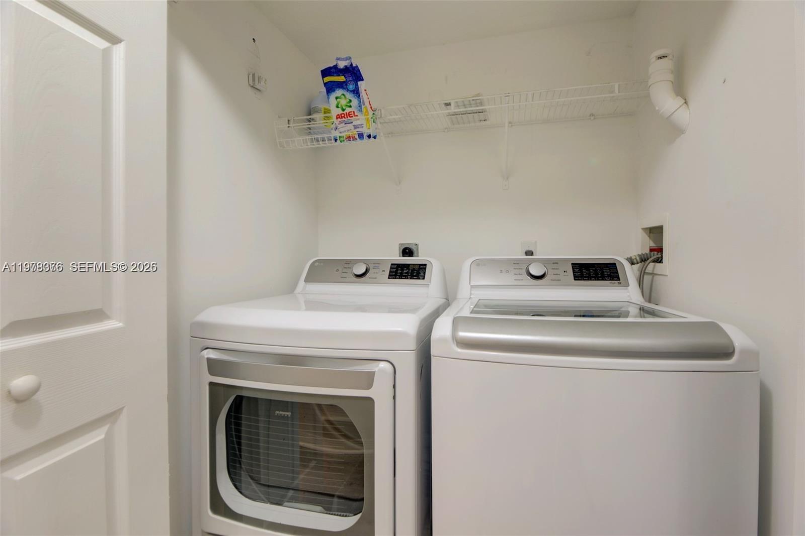 VILLAS AT HARBOR ISLES CO - Residential