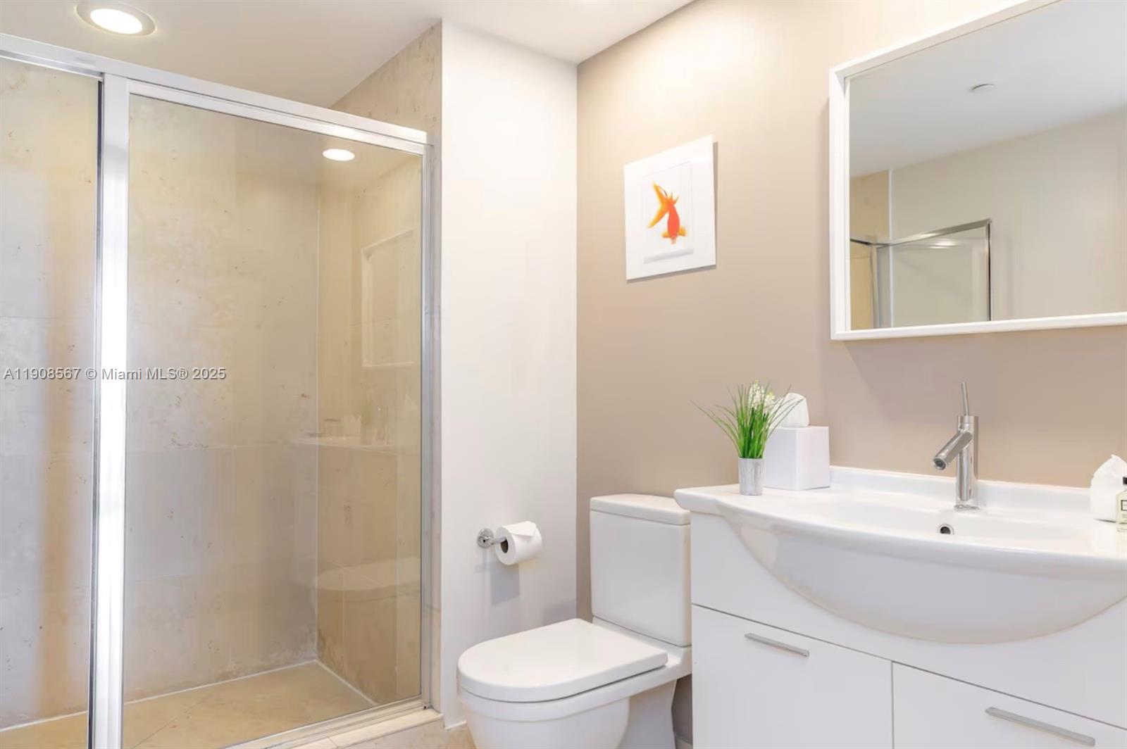 ICON BRICKELL CONDO NO 3 - Residential