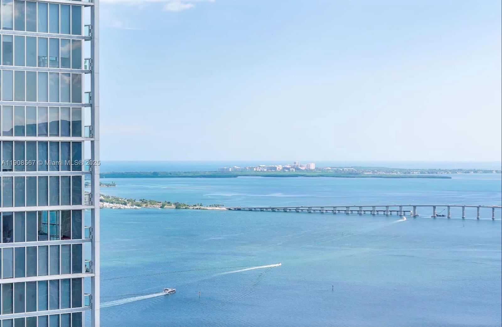 ICON BRICKELL CONDO NO 3 - Residential