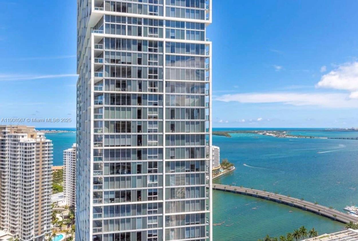 ICON BRICKELL CONDO NO 3 - Residential