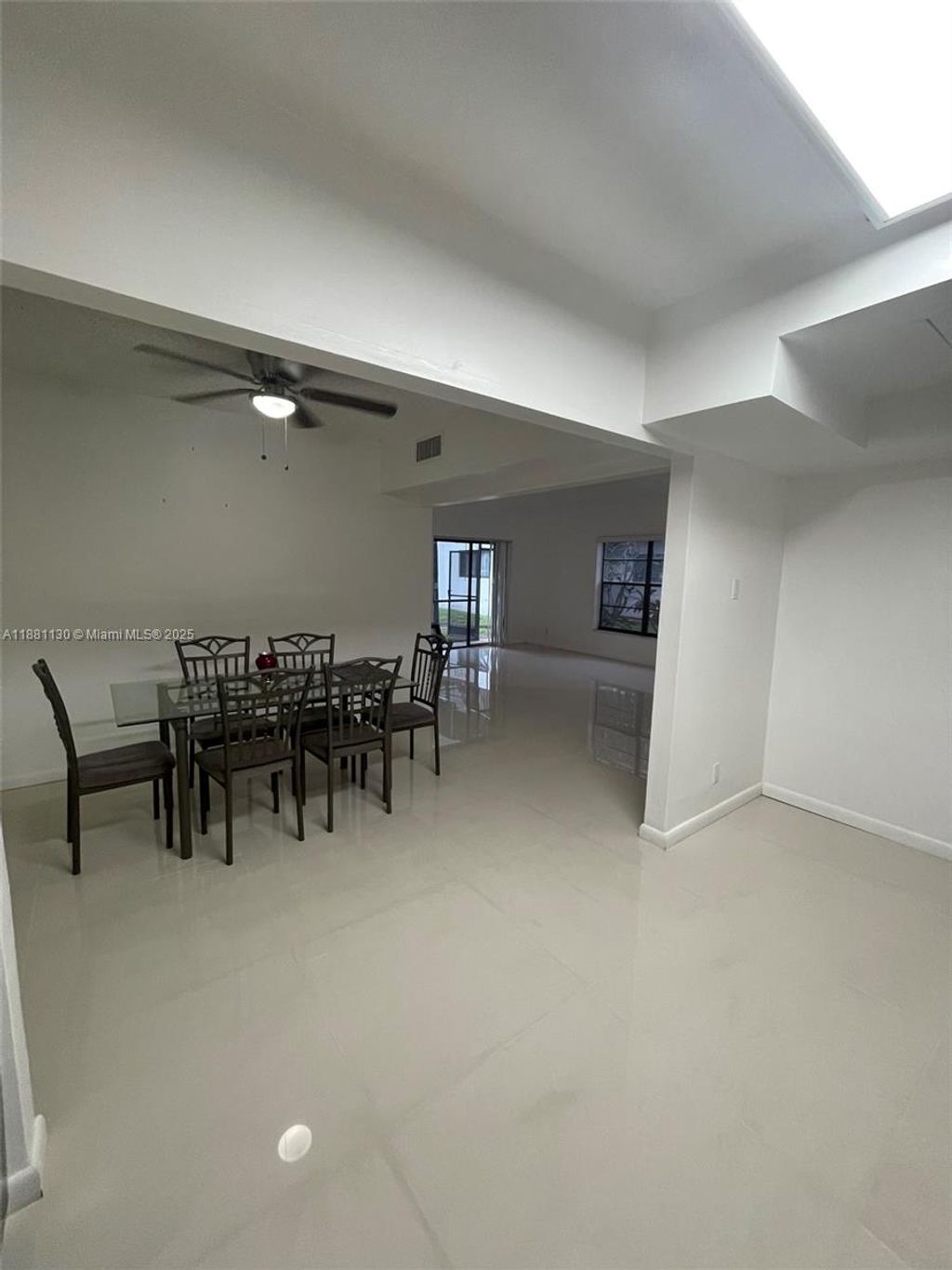 Photo of 2718 S University Dr #17C, Davie, FL 33328 (MLS # A11881130)